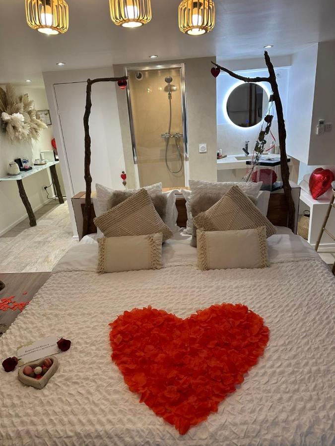 Appartement Jacuzzi Prive Αβινιόν Εξωτερικό φωτογραφία